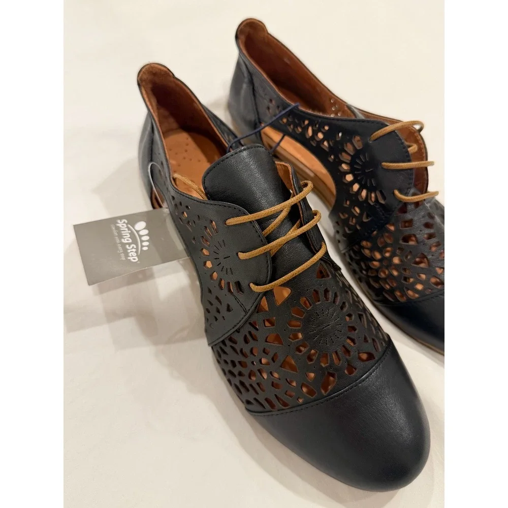Spring Step Theone Black Leather Lace Up Flats Laser Cutout EU 38 NWT